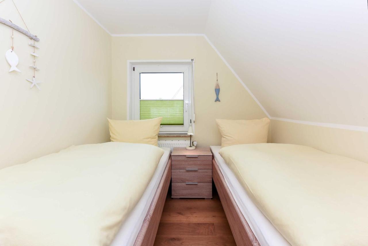 Ferienwohnung Teezeit Neuharlingersiel Pokoj fotografie